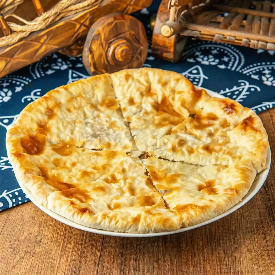 ლობიანი რაჭული ლორით