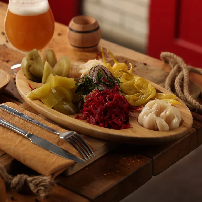 მჟავის ასორტი