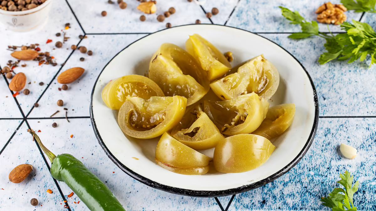 მჟავე პომიდორი