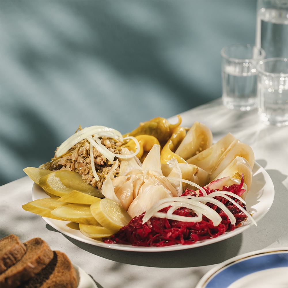 მჟავე ნაირნაირი